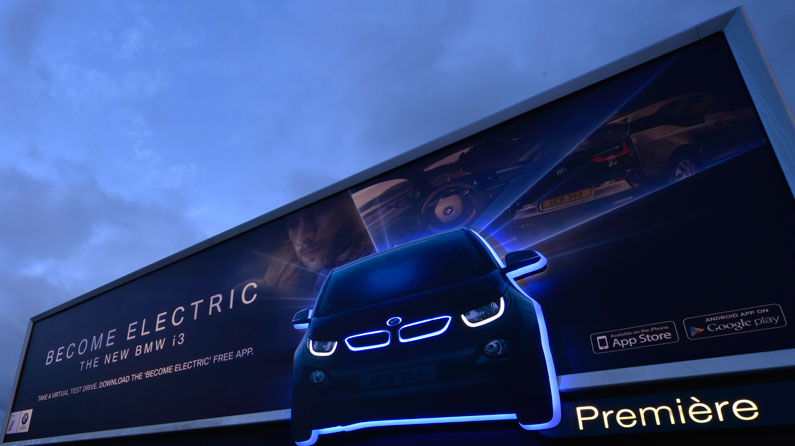 Samochody na billboardach &#8211; branża motoryzacyjna w OOH!