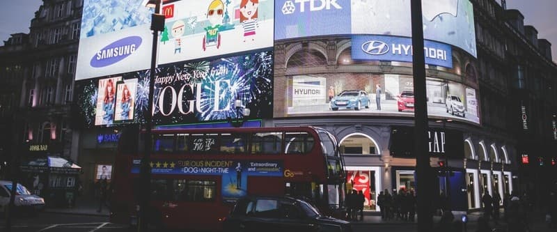 Rynek DOOH osiągnie 14,3 mld USD do 2028 r.