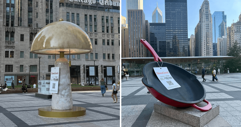 Gigantyczne instalacje HomeGoods w Chicago przedstawiające lampę i patelnię z metkami cenowymi oraz kodami QR.