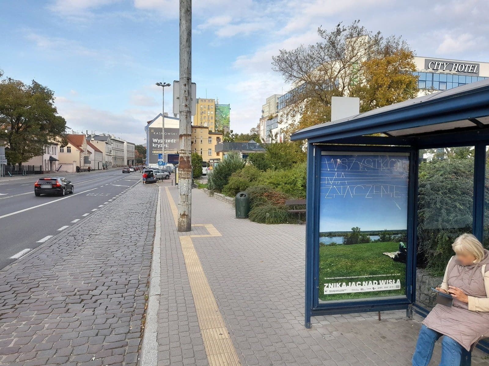 Citylight - wiata przystankowa, Bydgoszcz 3 Maja - Rondo Jagiellonów Citylight - wiata przystankowa, Bydgoszcz 3 Maja - Rondo Jagiellonów