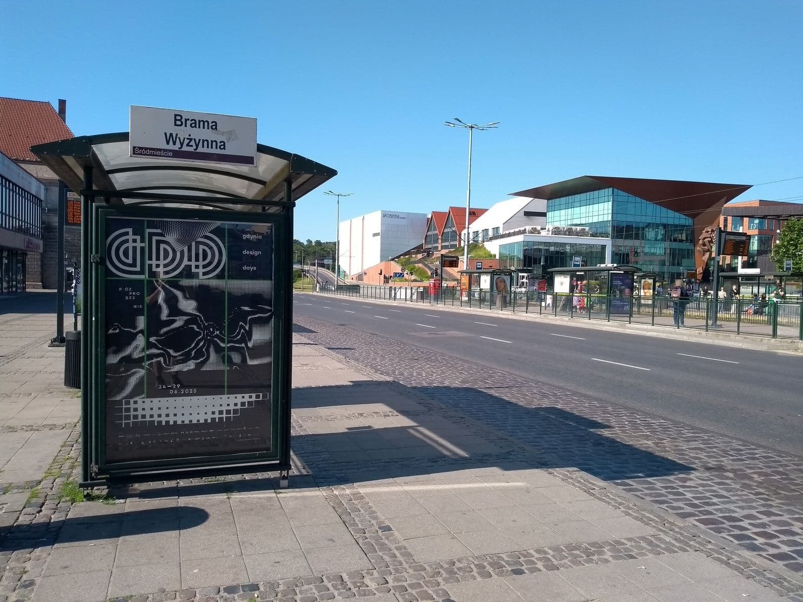 Citylight - wiata przystankowa, Gdańsk Wały Jagiellońskie - Brama Wyżynna Citylight - wiata przystankowa, Gdańsk Wały Jagiellońskie - Brama Wyżynna