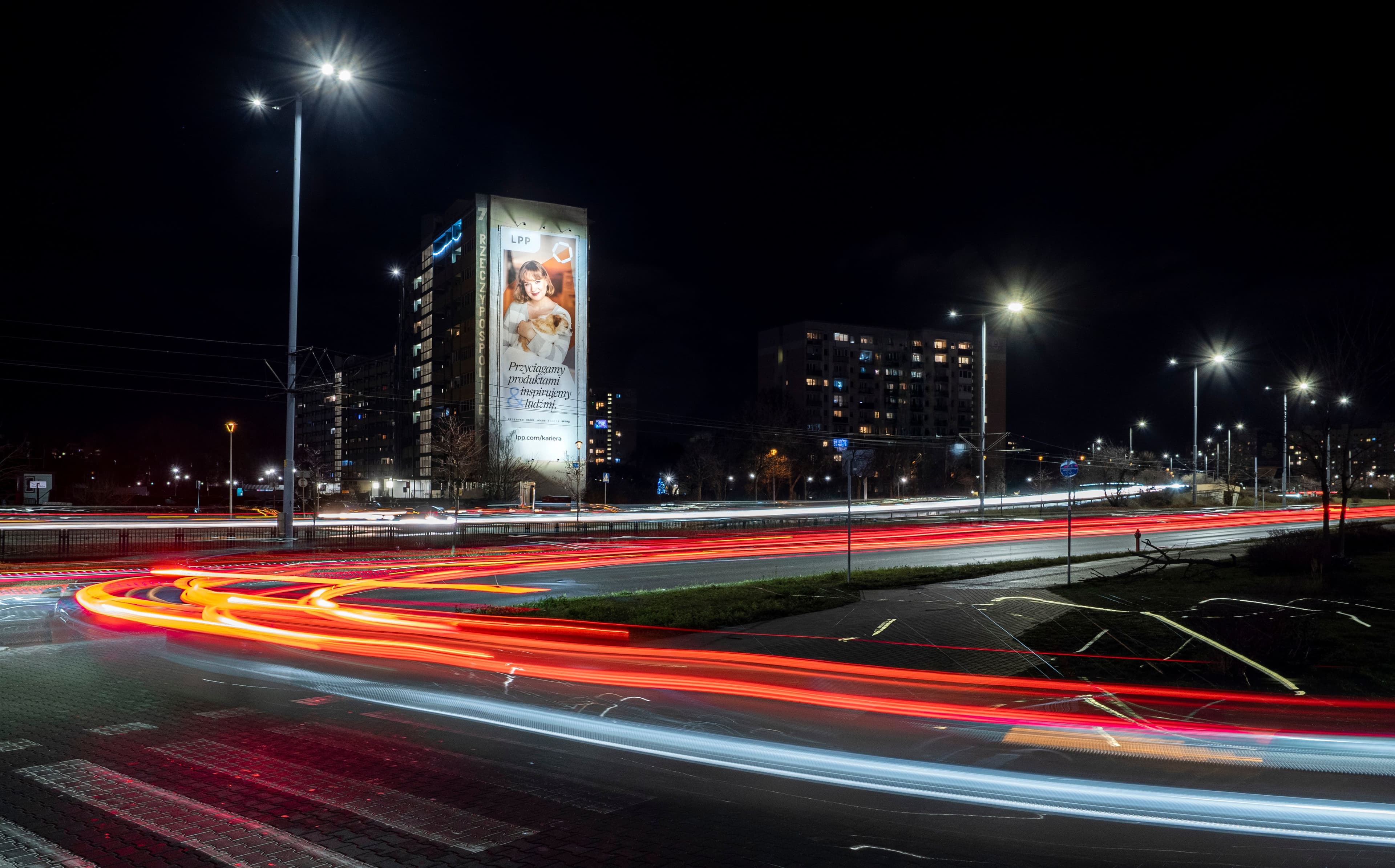 Reklama wielkoformatowa, Gdańsk aleja Rzeczypospolitej (noc) Reklama wielkoformatowa, Gdańsk aleja Rzeczypospolitej (noc)