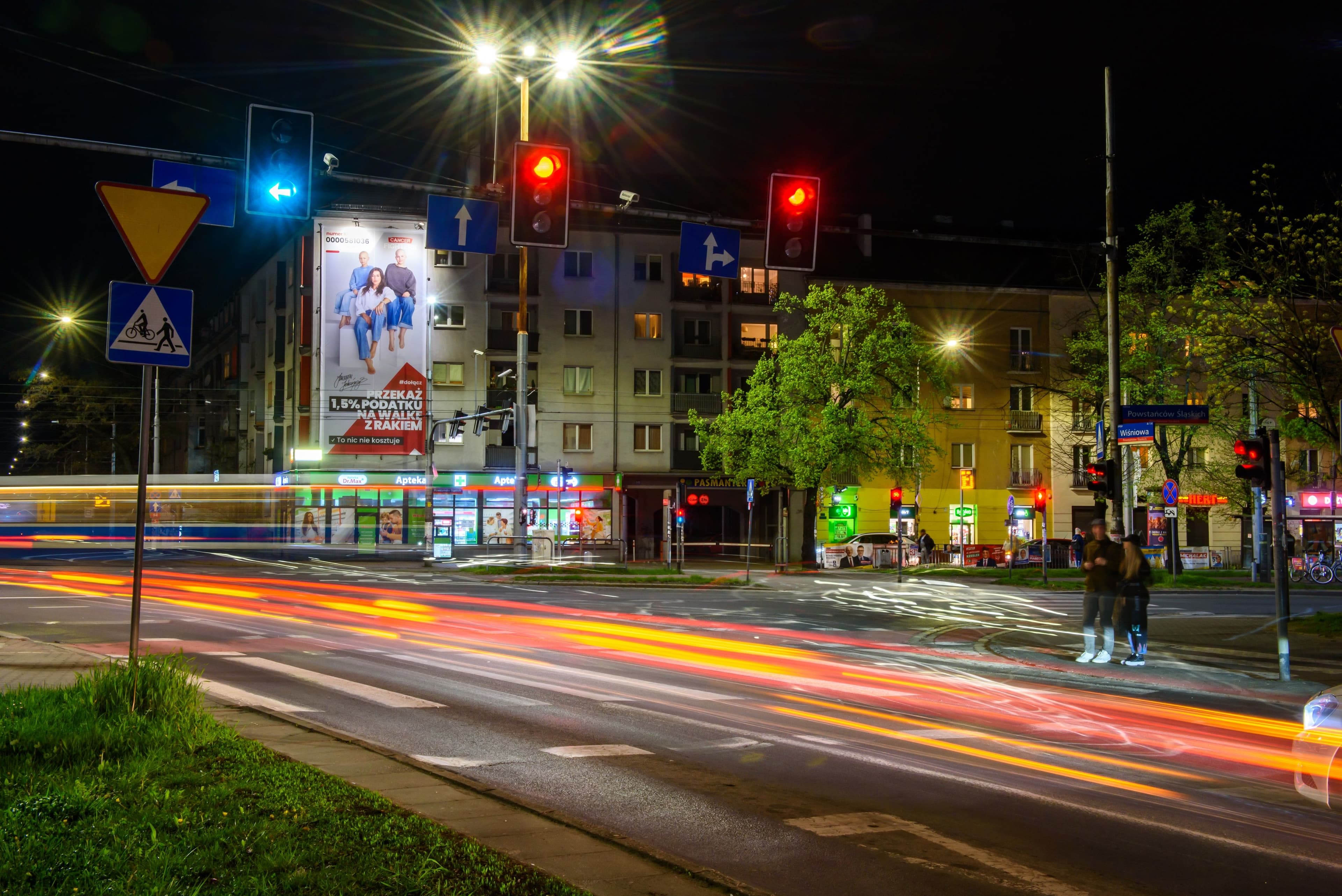 Reklama wielkoformatowa, Wrocław Powstańców Śląskich - Hallera (noc) Reklama wielkoformatowa, Wrocław Powstańców Śląskich - Hallera (noc)