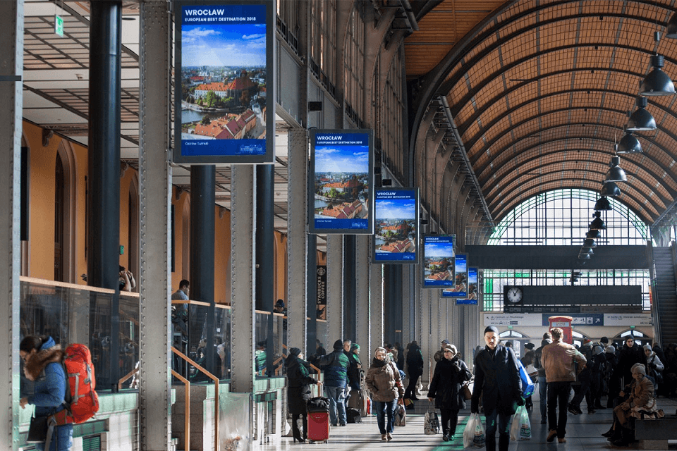 AdWalk, czyli czas na erę cyfrową w reklamie zewnętrznej.