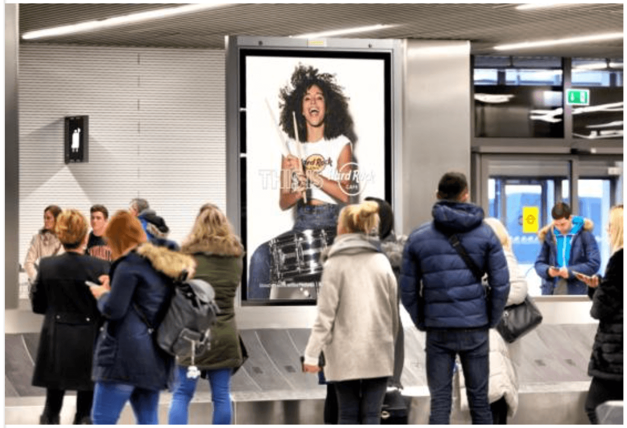 Ile kosztuje reklama na lotnisku?