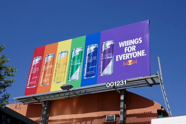 Reklama Redbulla na Pride Month