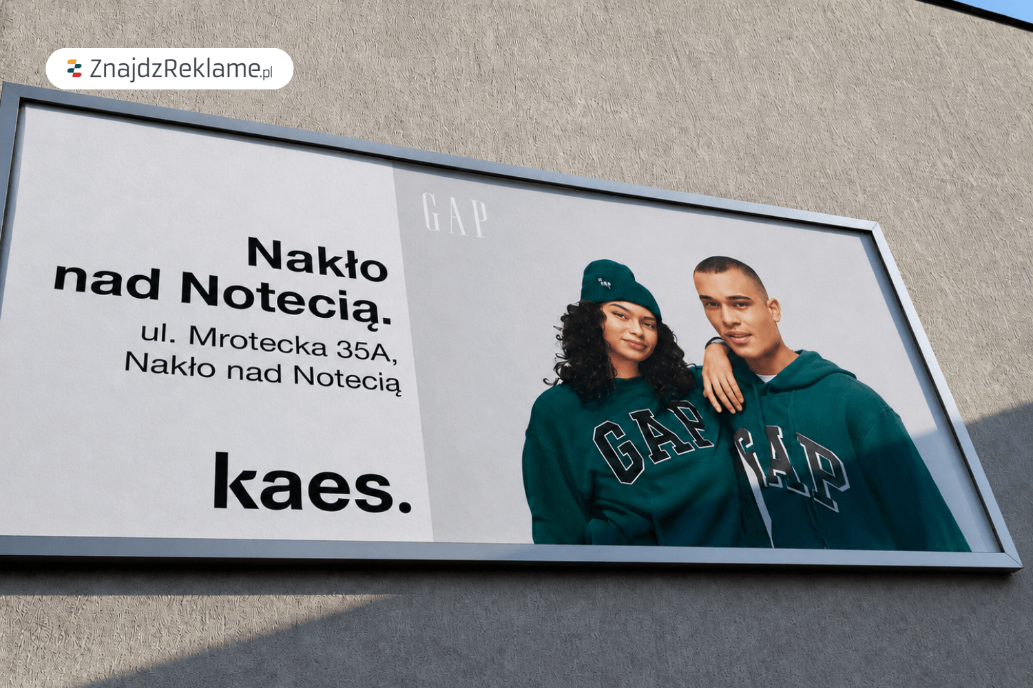Dlaczego sklepy stacjonarne potrzebują reklamy offline?